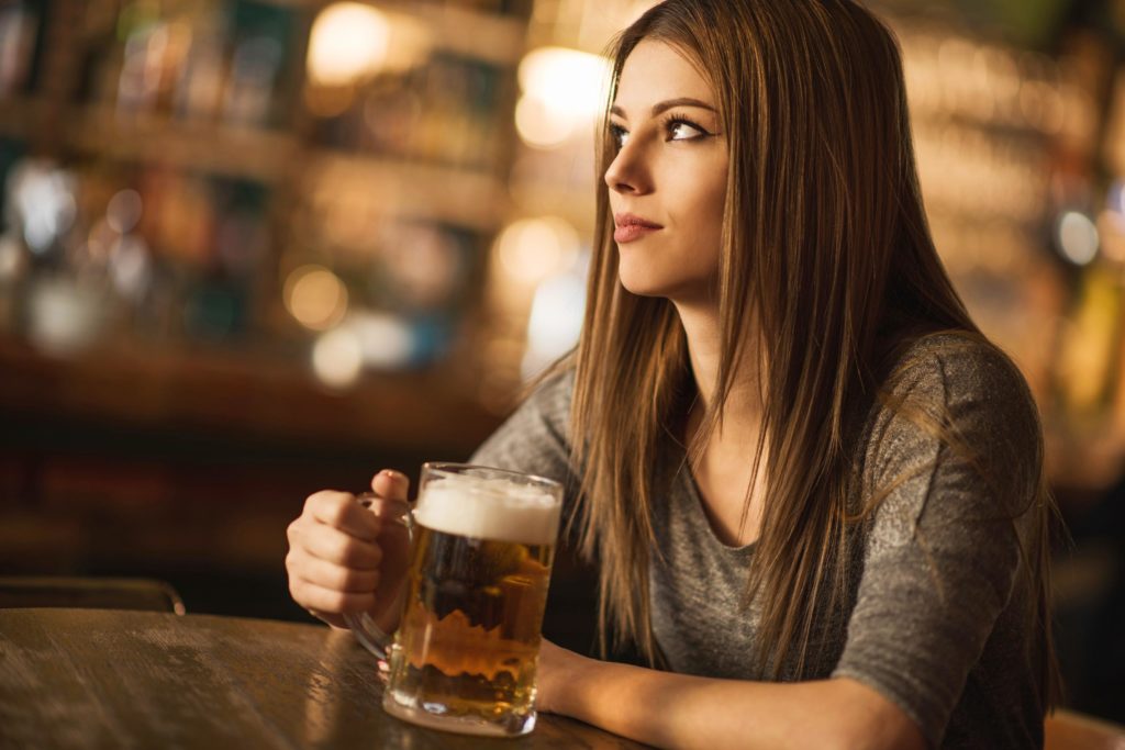 Do Women React Differently to Alcohol | WanderGlobe