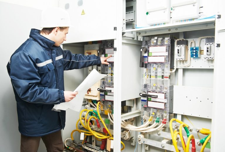 Steps to Choose the Right Electrical Services - WanderGlobe