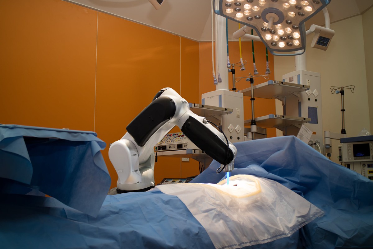 How Do Robotic Prostate Surgeons Perform Robotic Prostatectomy?