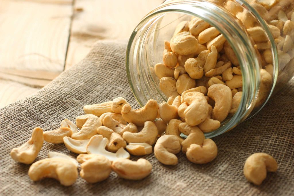 Cashew Nuts Buying Guide - WanderGlobe