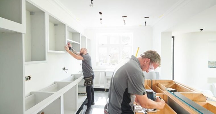 The Ultimate Guide to Choosing the Right Cabinet Maker for Your Home