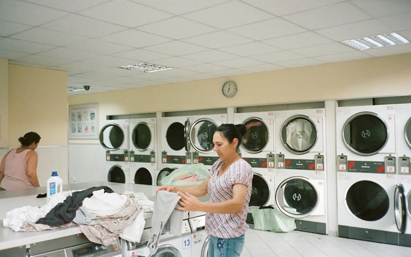 Spin Cycle: The Ultimate Guide to Choosing the Perfect Laundromat