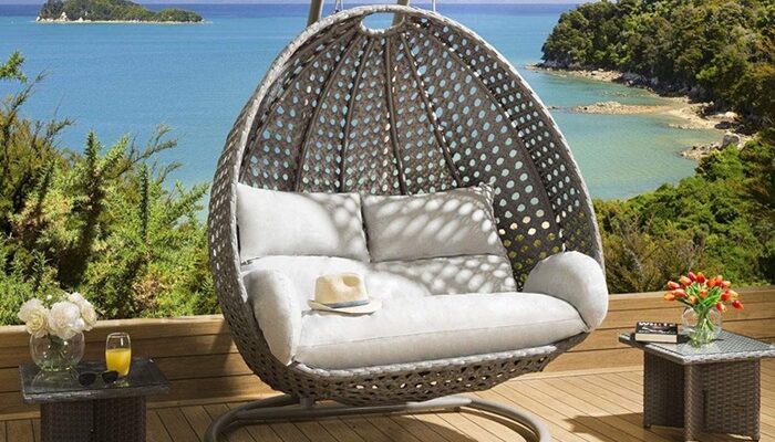 The Ultimate Guide to Choosing the Perfect Outdoor Hanging Chair